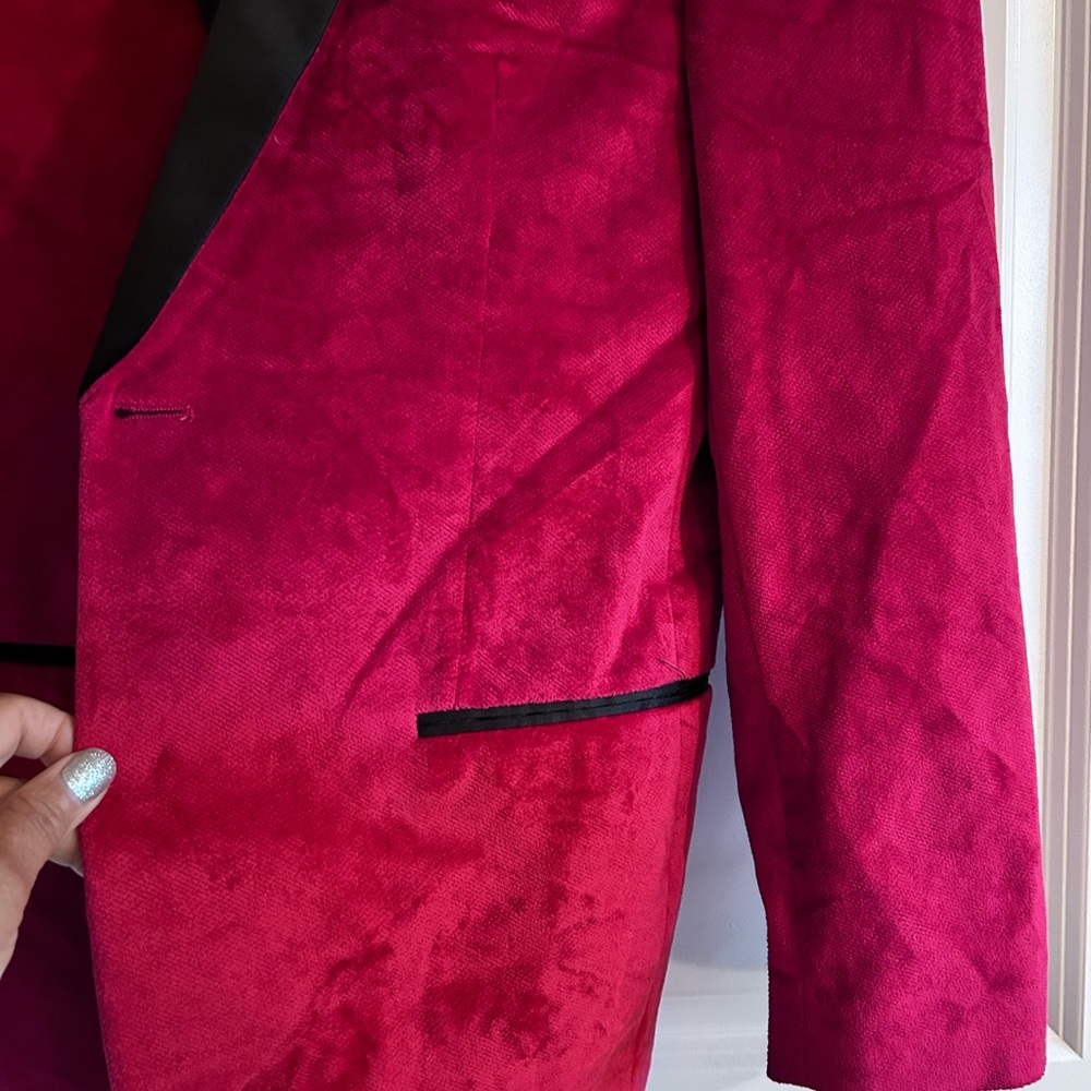 FERRECCI • Red Velvet Men’s Dress Jacket • 38R • - Picture 2 of 10